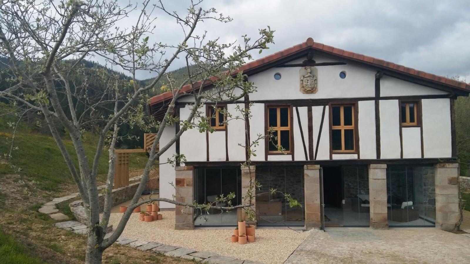 Izal Landetxea Guest House Bergara Exterior photo